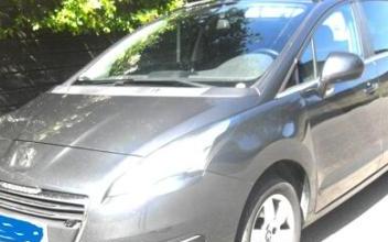 Peugeot 5008 Saint-Puy