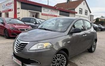 Lancia ypsilon Pierrelaye