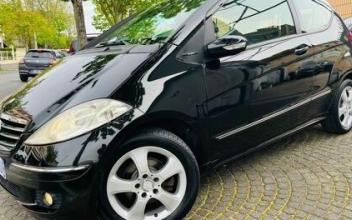 Mercedes classe a Houilles