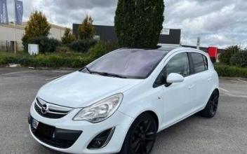 Opel corsa Nogent-sur-Oise