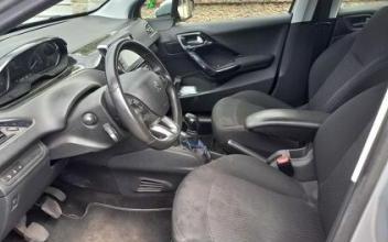 Peugeot 208 Evry