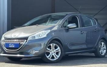 Peugeot 208 Eslettes
