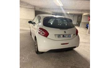 Peugeot 208 Chelles