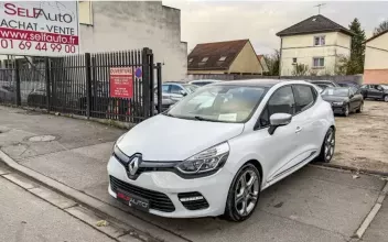 Renault Clio Viry-Chatillon