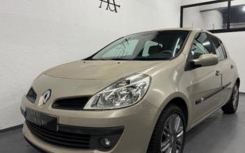 Renault Clio Villeneuve-Loubet