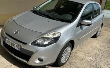 Renault clio iii Ecuelles