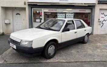 Renault r25 Saint-Barthélemy-d'Anjou