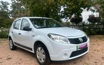 Dacia sandero Moulins