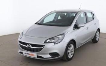 Opel corsa Issy-les-Moulineaux
