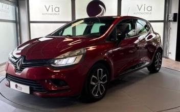 Renault clio Saint-Maximin