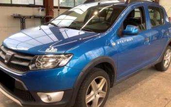 Dacia sandero Salaise-sur-Sanne