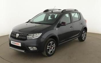 Dacia sandero Issy-les-Moulineaux
