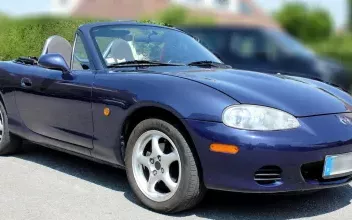 Mazda MX-5 Calais
