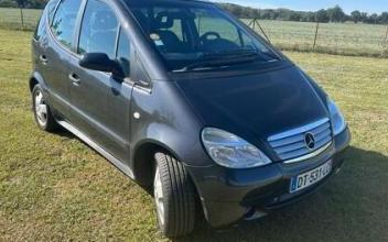 Mercedes classe a Sémalens