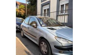 Peugeot 206 L'Ile-Saint-Denis