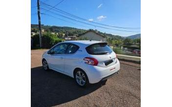 Peugeot 208 Cours-la-Ville