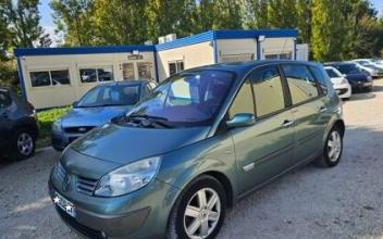 Renault scenic ii Saint-Valérien