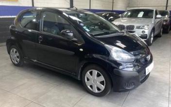 Toyota aygo La-Courneuve