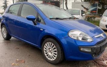 Fiat Punto EVO Linas