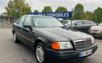 Mercedes classe c Notre-Dame-de-Sanilhac