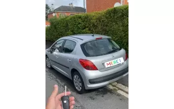 Peugeot 207 Douchy-les-Mines