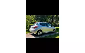Peugeot 208 Villers-Cotterêts