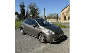 Peugeot 208 Grièges