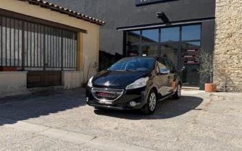 Peugeot 208 L'Isle-sur-la-Sorgue