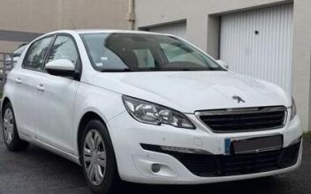 Peugeot 308 Paris