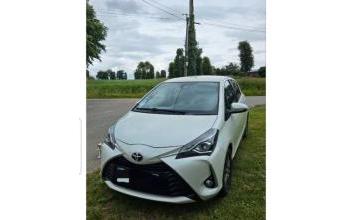 Toyota yaris La-Chapelle-Thouarault