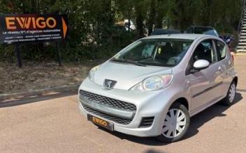Peugeot 107 Saint-Jean-du-Cardonnay