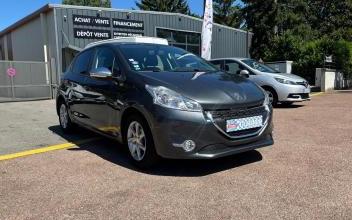 Peugeot 208 Loire-sur-Rhône