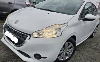 Peugeot 208 Ploudaniel