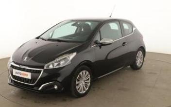 Peugeot 208 Issy-les-Moulineaux