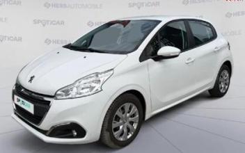 Peugeot 208 Sedan