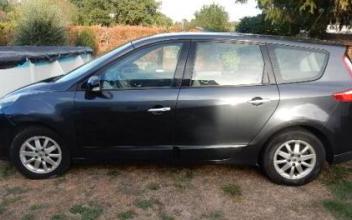 Renault grand scenic iii Les-Touches