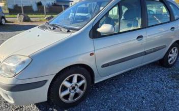 Renault megane Serres-Castet