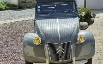 Citroen 2CV Pleumeur-Bodou