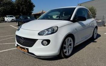 Opel adam Sainte-Cécile-les-Vignes
