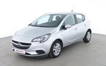Opel corsa Issy-les-Moulineaux