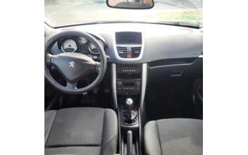 Peugeot 207 Fougères