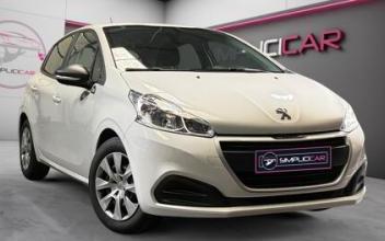 Peugeot 208 Saint-Jean-du-Cardonnay