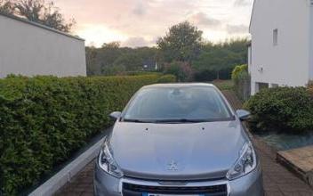 Peugeot 208 Guidel