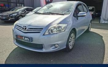 Toyota auris Caudan