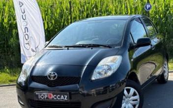 Toyota Yaris La-Chapelle-d'Armentières