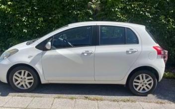 Toyota yaris Monnetier-Mornex
