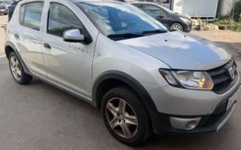 Dacia sandero La-Courneuve