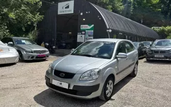 Kia Rio Sathonay-Camp
