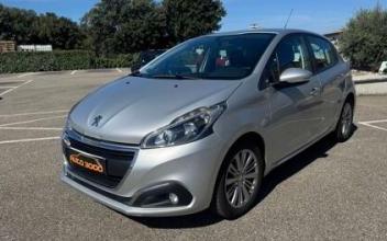 Peugeot 208 Sainte-Cécile-les-Vignes