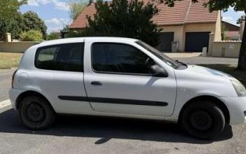 Voiture occasion Renault clio Semoutiers-Montsaon